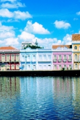 Rua da Aurora a margem do Rio Capibaribe